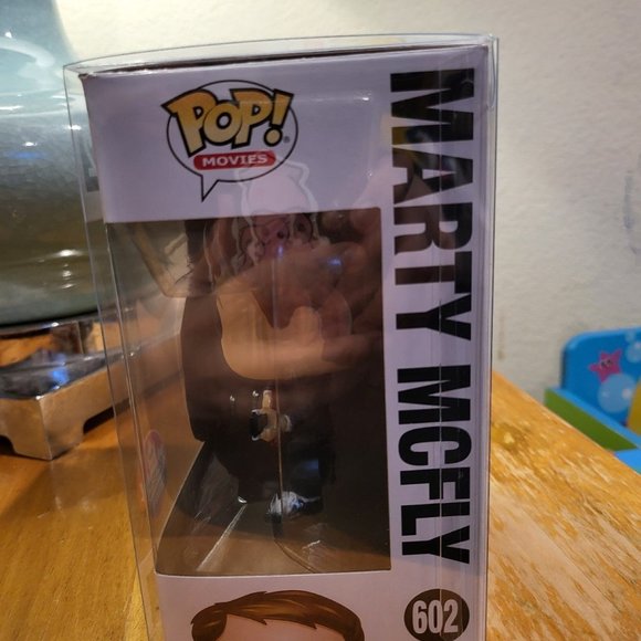Back to the Future Marty McFly 2018 Canadian Convention Exclusive Funko Pop - Picture 2 of 11